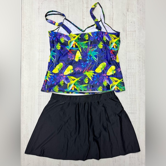 Floral Print Plus Size Tankini Swimsuit with Tummy Control Skirt /Skort - Picture 3 of 10